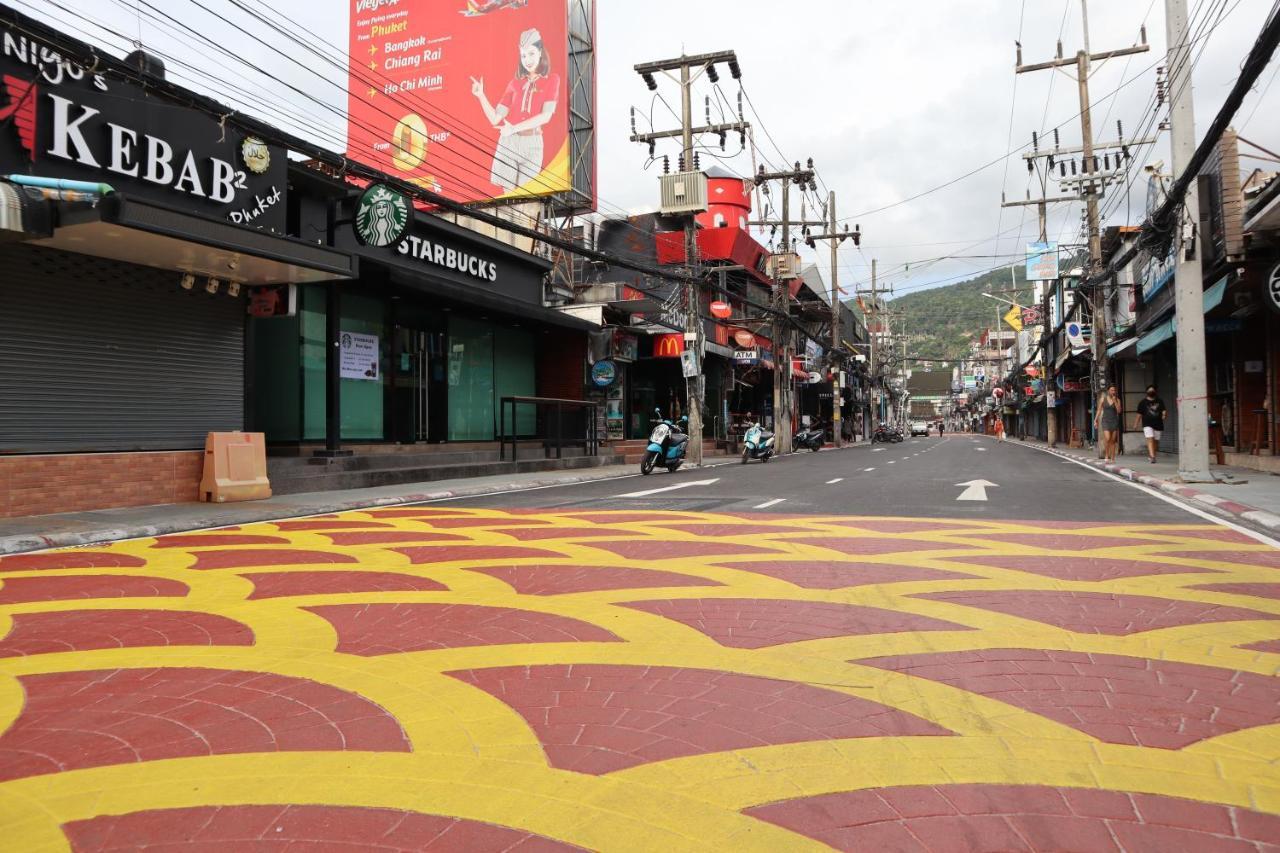 Oyo 739 Presley Guesthouse Phuket Patong Esterno foto