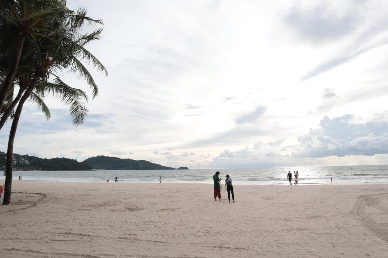 Oyo 739 Presley Guesthouse Phuket Patong Esterno foto